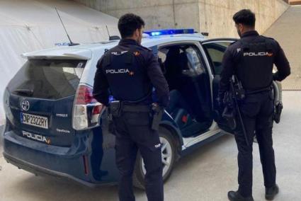 El Grupo de Homicidios de Policía Nacional ha realizado una exhaustiva investigación y continúa buscando a Agostina para confirmar la hipótesis principal del caso
